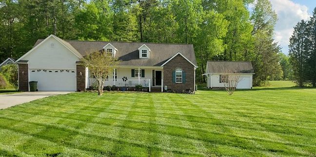 Get Affordable Lawn Care by GreenPal 6